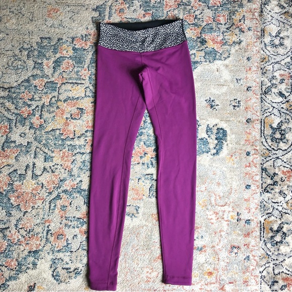 Lululemon Wunder Under Leggings Reversible Plum 6 - Picture 5 of 16